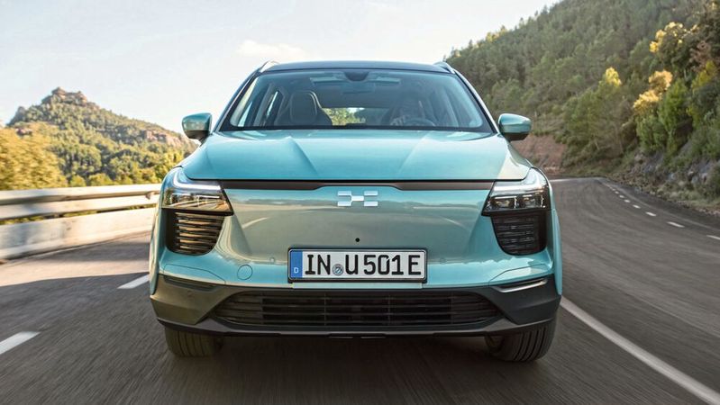 Den Aiways U5 gibt es neuerdings nun auch als Auto-Abo bei Finn Auto ab 399 Euro im Monat.(Bild:  Aiways)