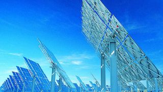 Nachgeführte Photovoltaikanlagen mit skalierbarer Steuerung sind ein Thema von ABB Stotz-Kontakt. Mit einer solchen Steuerung steigt der Stromertrag um mehr als ein Drittel. (Archiv: Vogel Business Media)