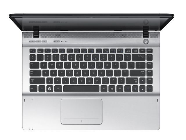 Kühler Schick auf den Spuren von Apple: Samsung-Notebook QX412 im Aluminium-Gehäuse. (Archiv: Vogel Business Media)
