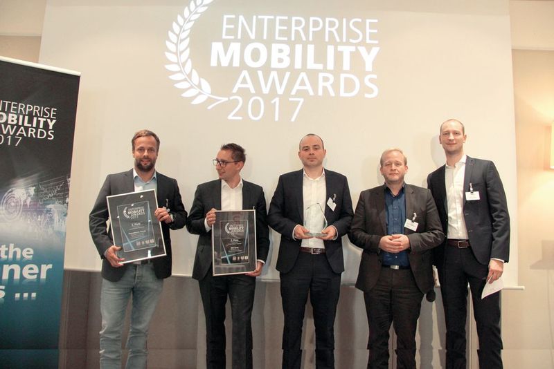 Kategorie Customer Recruitment Platz 1-3 - Deutsche Post DHL Group & SEVEN PRINCIPLES, BKK Linde, PlanetHome Group (2. v.r.n.l). (Bild: Vogel IT-Akademie)