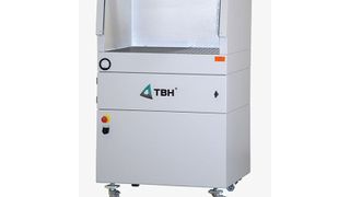 TBH Absaugkabinett DT 150 saugt Staub und kritische Gase ab. (Bild: TBH)