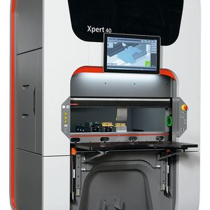 Klein und vielseitig ist die neue Abkantpresse Xpert 40 von Bystronic.(Bild:  Bystronic)