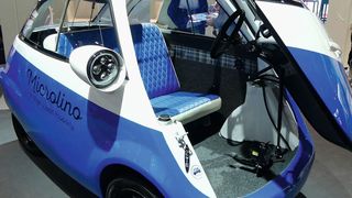Das Leichtelektromobil Microlino war unter anderem 2017 auf der IAA in Frankfurt zu sehen und sorgte wegen seiner Anlehnung an die Isetta für Aufmerksamkeit. (Schmidt)