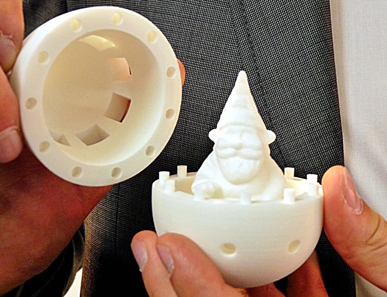 Materialise: Mit der richtigen Software sind auch solch komplizierte Bauteile auf dem 3D-Drucker herstellbar. (Bild: Michel)
