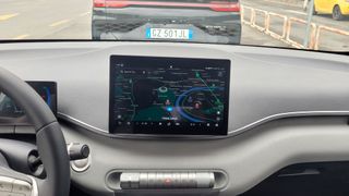 Vernetzte Autos sammeln unter anderem Standortdaten. Was damit geschieht, ist nicht immer klar. (Bild: Wehner - VCG)