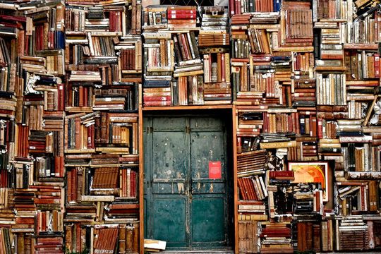 C umfasst eine nkleinen Sprachkern mit einer Standardbibliothek, die Nutzer beim Programmieren in C an ihren eigenen Bedarf anpassen können. C umfasst eine nkleinen Sprachkern mit einer Standardbibliothek, die Nutzer beim Programmieren in C an ihren eigenen Bedarf anpassen können.
