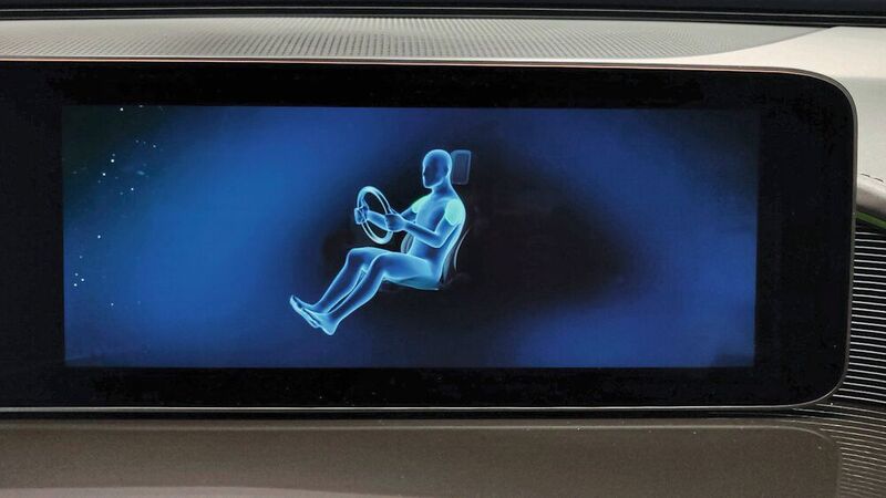 Die Menüstruktur von Infotainmentsystemen ist schwer vergleichbar. Unterschiedliche Funktionen erschweren einen Benchmark. (Deutsche Automotive Software)