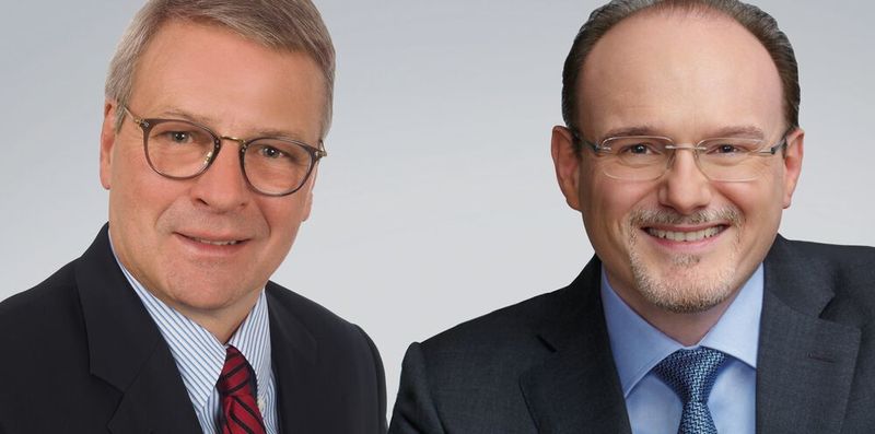 Seit dem 1. Juni ergänzt Reinhold Weiland (re.) die Geschäftsführung von Profiltech, einer Tochtergesellschaft der Gebr. Kemper in Olpe. 

Nach seiner Promotion am Max-Planck-Institut für Metallforschung arbeitete Weiland einige Jahre in der Entwicklung und befasste sich mit Umformverfahren für Metallwerkstoffe. Als Leiter Business Development war er anschließend für die Entwicklung und Markteinführung neuer Produkte in den Bereichen Stanz-Biegeteile und Kontakttechnik verantwortlich. Nach seiner Beförderung zum Vice President Global Product Management übernahm er zusätzlich die vertriebliche Verantwortung. Vor seinem Engagement bei Profiltech war er als Geschäftsbereichsleiter sowie Werksleiter bei einem führenden Hersteller im Bereich Positions- und Bewegungssensorik tätig. (Gebr. Kemper)