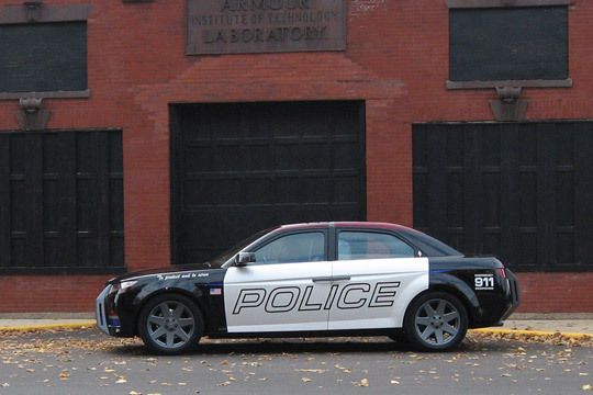 Zumindest, wenn es nach dem Hersteller Carbon Motors geht, der mit dem E7 den etablierten US-Herstellern Konkurrenz machen möchte. (Archiv: Vogel Business Media)