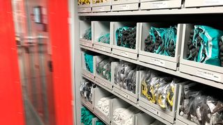 Das innovative Wiegesystem „ORSYmat WGT“ im Praxiseinsatz bei Danfoss. (Würth Industrie Service)