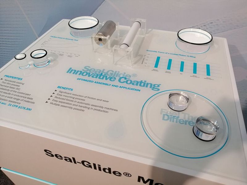 Trelleborg zeigt am Stand verschiedene Dichtungslösungen. (Bild: Devicemed/J. Engelke)