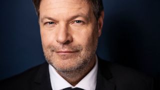 Der Raffinerierstandort Schwedt soll erhalten bleiben, kündigte Bundeswirtschaftsminister Robert Habeck an. (BMWK / Dominik Butzmann)