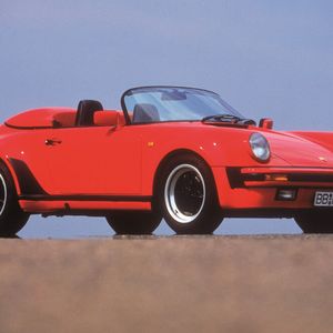 Der Porsche 911 Carrera Speedster wird 30.(Bild:  Porsche)