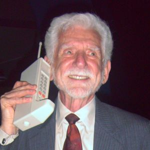 Vor 40 Jahren Fand Das Erste Handy-Gespräch Statt