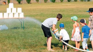Der Mitarbeitergarten der Günzburger Steigtechnik gehörte zu den Faktoren, die die Prüfer überzeugten. (Günzburger Steigtechnik)