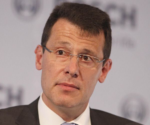 Joachim Fetzer: „Der SMG 180/120 ist die Allround-Lösung von Bosch für die Elektromobilität. Er sorgt schon auf den ersten Metern für eine starke Beschleunigung und lässt sich sowohl in Elektroautos als auch in Hybride einbauen.“ (Bosch)
