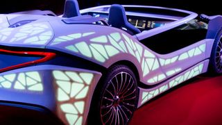 EDAG setzt neue Schwerpunkte im Portfolio. Elektrifizierung und Vernetzung sollen in den Fokus gerückt werden. Dafür holt das Unternehmen auch einen neuen CEO. (EDAG)