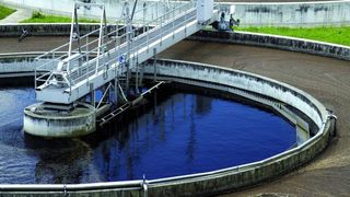 1 Klärschlamm kann mit einer Vielzahl von gesundheitsgefährdenden Substanzen kontaminiert sein. (Archiv: Vogel Business Media)