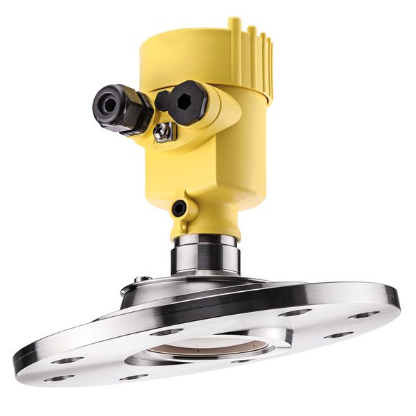 The flange version of the Vegapuls 69 has an swivel holder made of high quality stainless steel with which the antenna can be set conveniently. (Vega)