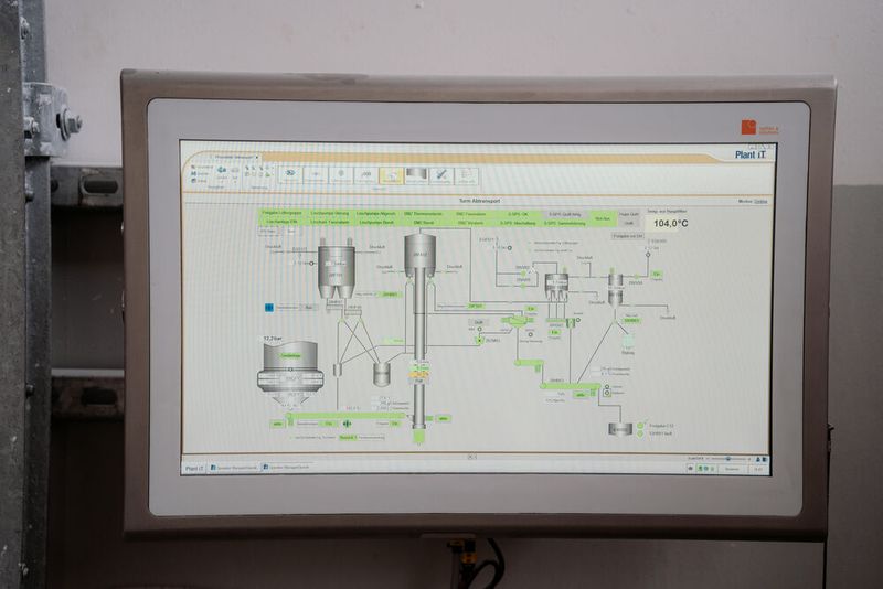 Ein HMI, auf dem die Software Plant IT läuft. (Bild: Schneider Electric)