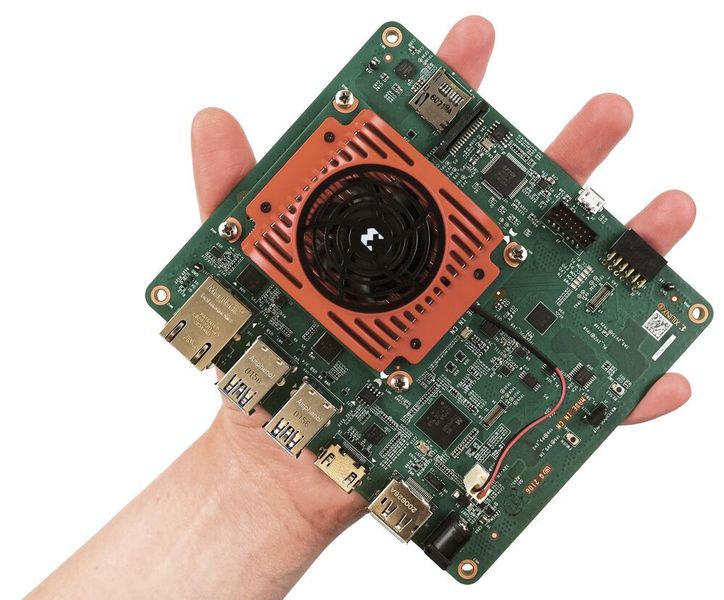 Handlich: Das Starter-Kit Kria KV260 Vision KI Starter-Kit kostet 199 US-Dollar, die kommerzielle und industrielle Variante 250 beziehungsweise 350 US-Dollar.  (Xilinx)