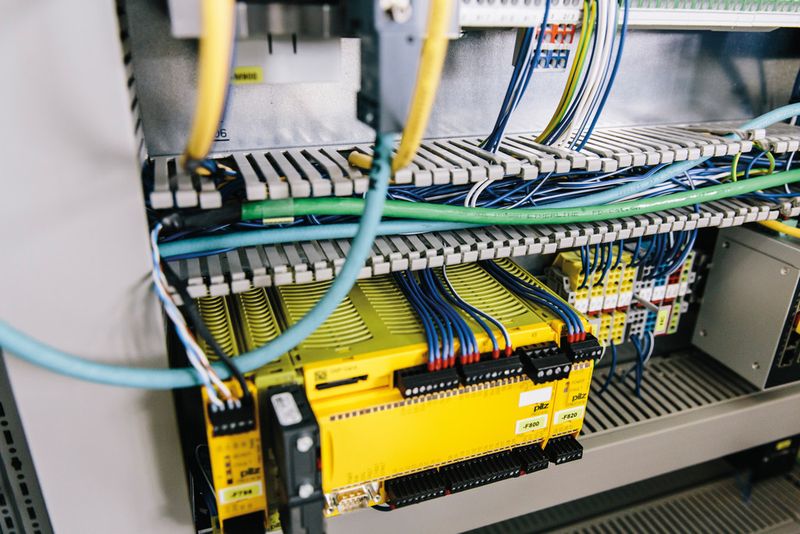 Sie  muss neben hohen Taktzahlen auch große Temperaturen, mechanische Belastungen und Beschleunigungen mitmachen. (Bild: Lapp)