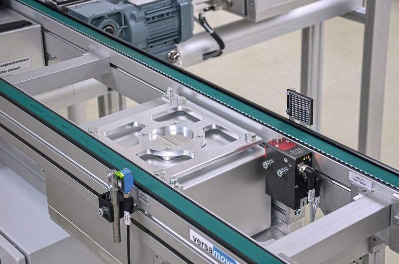 Das neue System transportiert Werkstücke bis 40 Kilogramm und 400 × 400 Millimeter Größe. (Bild: mk Technology Group)