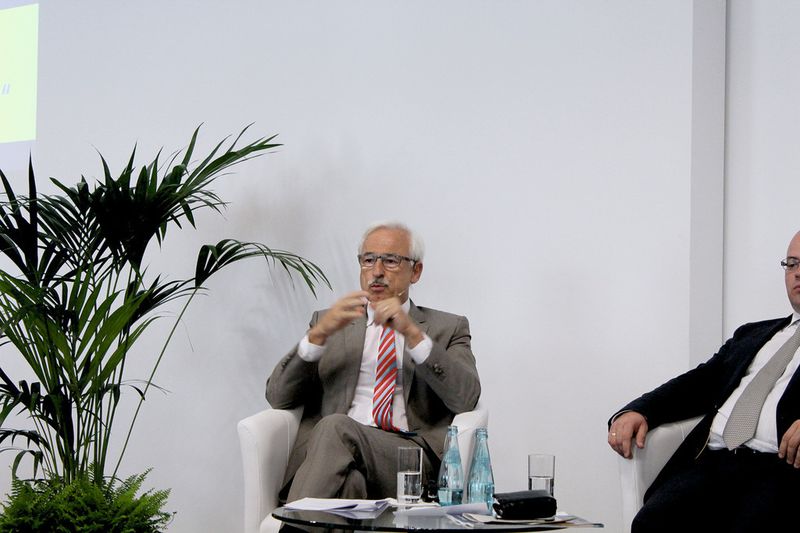 Gernot Kalkoffen (Exxon Mobile): „Die Erneuerbaren passen in die Strategie der Decarbonisierung der Industriegesellschaft.“ (Geipel-Kern)