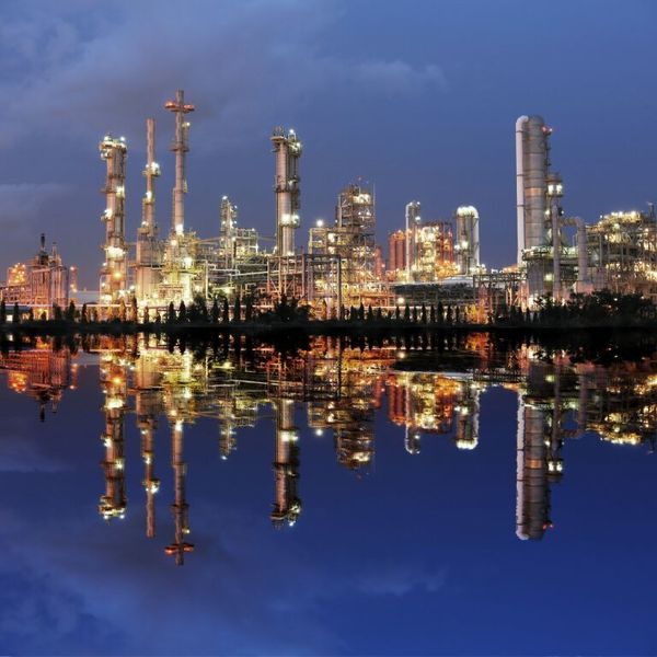Hydrogen is used at Chevron refineries to refine crude and in other chemical processes. (Deposit Photos )