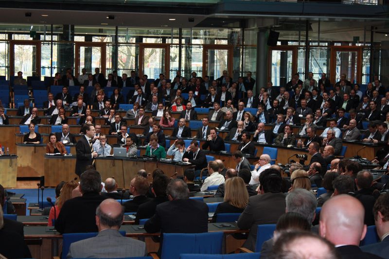 Rund 600 Gäste lauschten den Vorträgen im ehemaligen Bundestag. (Archiv: Vogel Business Media)
