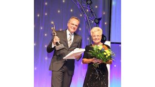Den „Großen Preis des Mittelstandes“ nahmen die Geschäftsführer Gerhard Simon und Petra Reinsberger entgegen. (Bild: Gehring)