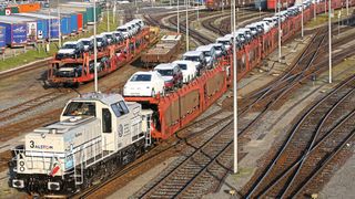 Aufgrund der geschlossenen Schauräume rollen aktuell deutlich weniger Autos in den Markt als noch vor einem Jahr. (Bild: Volkswagen)