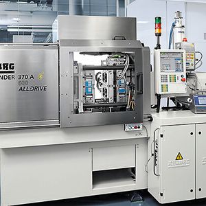 Der auf der Medtec Europe präsentierte Allrounder ist GMP-konform in Edelstahl ausgeführt, mit einem Reinluftmodul ausgestattet und damit prädestiniert für einen Einsatz in der Medizintechnik.