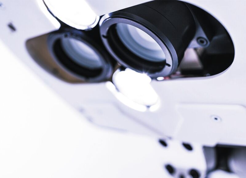 Modernste Kamera- und Displaytechnologie sorgt für optimale Sicht auf das Operationsfeld. (BHS Technologies GmbH )