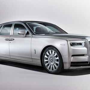 (Rolls-Royce)