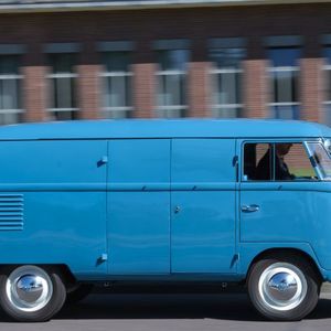 Die Entwicklung des „Typ 2“ geht auf eine Initiative des holländischen VW-Importeurs Ben Pon zurück. Mit seinem 1947 gezeichneten Entwurf gilt er als einer der Väter des „Bulli“.(Bild:  Detlev Wecke)