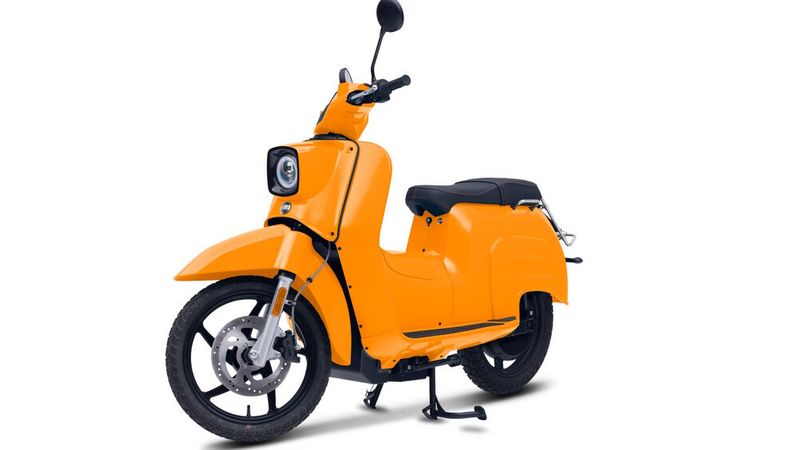 Die E-Schwalbe bietet zum Modelljahr 2024 herausnehmbare Batterien.(Bild:  Govecs)