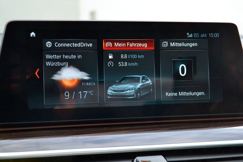 … mit den aktuellen Wetter- und Verbrauchsdaten konnte die erste Testfahrt beginnen.  (Michel / »kfz-betrieb«)