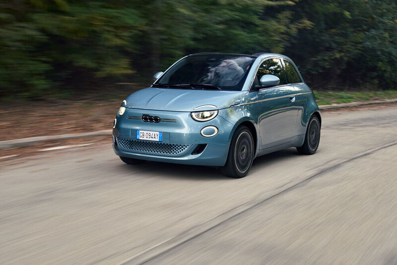 Fiat erlektrifiziert den 500. Der Marktstart ist für 2021 geplant. (Fiat)