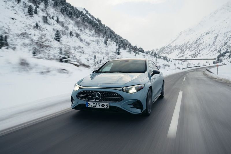 Der Motor stammt von Geely. (Bild: Mercedes-Benz)