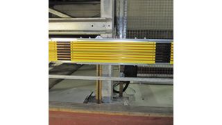 Conductix-Wampfler zeigt dafür zur Logimat 2012 sowohl intelligente Stromversorgungskonzepte für Shuttle-Systeme in Kompaktlagern als auch Lösungen der Energieübertragung für Regalbediengeräte in Hochregallagern. Bild: Conductix-Wampfler (Archiv: Vogel Business Media)