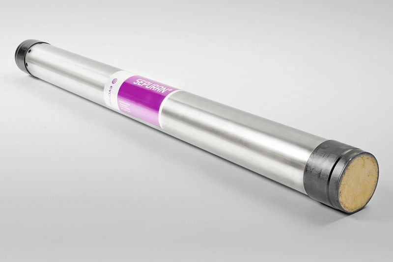 Das Endprodukt von Evonik ergibt solche membranbestückten Gasseparatoren in Modulbauweise für den Bau leistungsfähigerer Biogasanlagen, gefertigt am österreichischen Standort Schörfling. (Evonik)