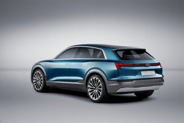 Der Audi e-tron quattro: ein Konzeptfahrzeug mit 503 PS und 500 km Reichweite (Bild: Audi)