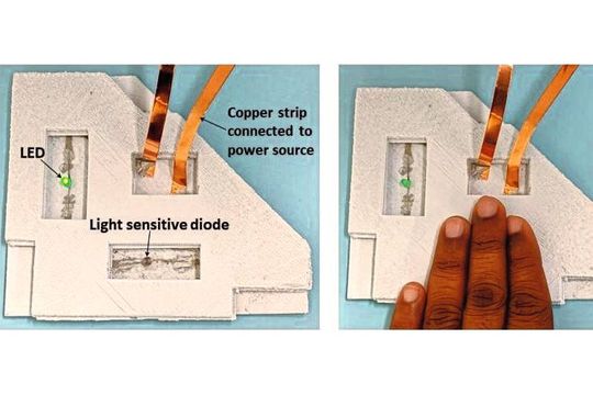 Proof-of-Concept: Das Beispiel zeigt eine einfache lichtempfindliche Elektronik mit einer LED, einer lichtempfindlichen Diode und einer Stromversorgung, die durch eine Hochleistungsschaltung im Inneren des Polymers verbunden ist. Proof-of-Concept: Das Beispiel zeigt eine einfache lichtempfindliche Elektronik mit einer LED, einer lichtempfindlichen Diode und einer Stromversorgung, die durch eine Hochleistungsschaltung im Inneren des Polymers verbunden ist.