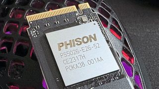 „Massensterben“ bei Billig-Elektronik: Phison-CEO Pua prognostiziert das für Ende 2026, da die Preise für Standard-Chips wie eMMC aktuell explodieren. (Bild: Manuel Christa)