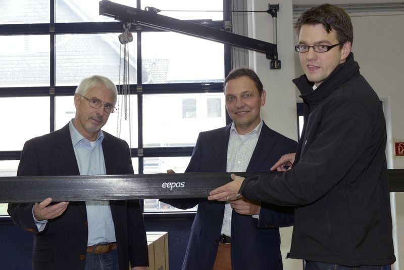 v.l.n.r.: Friedhelm Mücher (Geschäftsführer Eepos), Prof. Dr. Jochen Blaurock (Fachhochschule Köln), Matthias Dick (Konstruktionsleiter Eepos) (Bild: Dirk Adolphs/FH Köln)