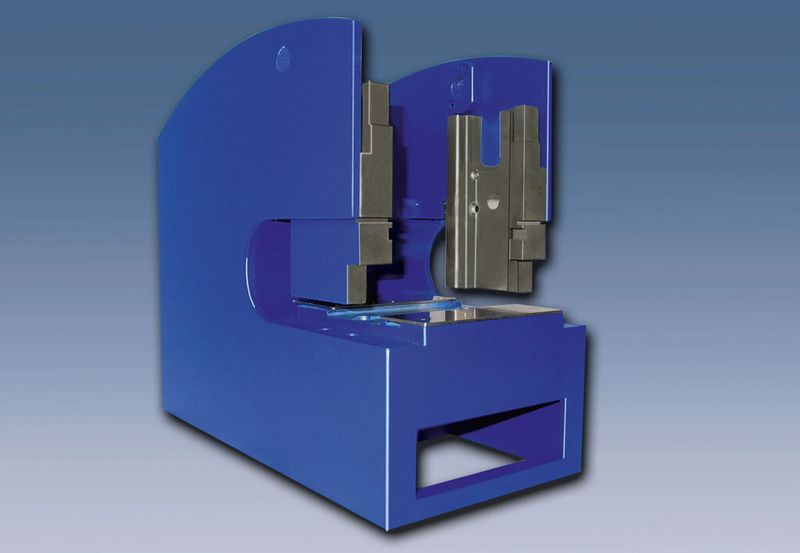 Perforiermaschine mit Aluminium-Führungen, die mit PTFE-Durni-Disp beschichtet sind. (Bild: AHC Oberflächentechnik)