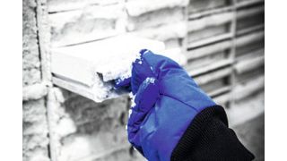 Labore sind voller energieintensiver High-Tech-Maschinen, Gefrierschränke und vielem mehr. Das Leaf-Zertifikat hilft, die Nachhaltigkeit in Laboren zu verbessern. (Bild: Nadine Poncioni/ISTA)