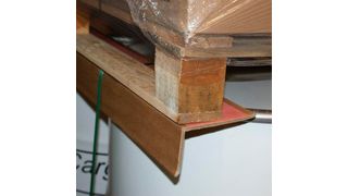 Der Safetygrip Kantenschutz aus Vollpappe soll das Packgut schützen und schafft gleichzeitig eine rutschhemmende Auflage. (Bild: Nordpack)