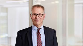 Ulrich Balbach, CEO, Leuze: „Wachstum passiert nicht einfach so und nicht von heute auf morgen. Hierfür muss man frühzeitig eine klare Vorstellung von der Zukunft entwickeln, ein klares Bild und Ziel vor Augen und einen Plan haben, wie man den Wandel aktiv gestaltet und so das Wachstum weiter vorantreibt.“ (Leuze)